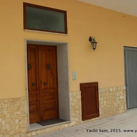 Il Brigante Frühstückspension 3*